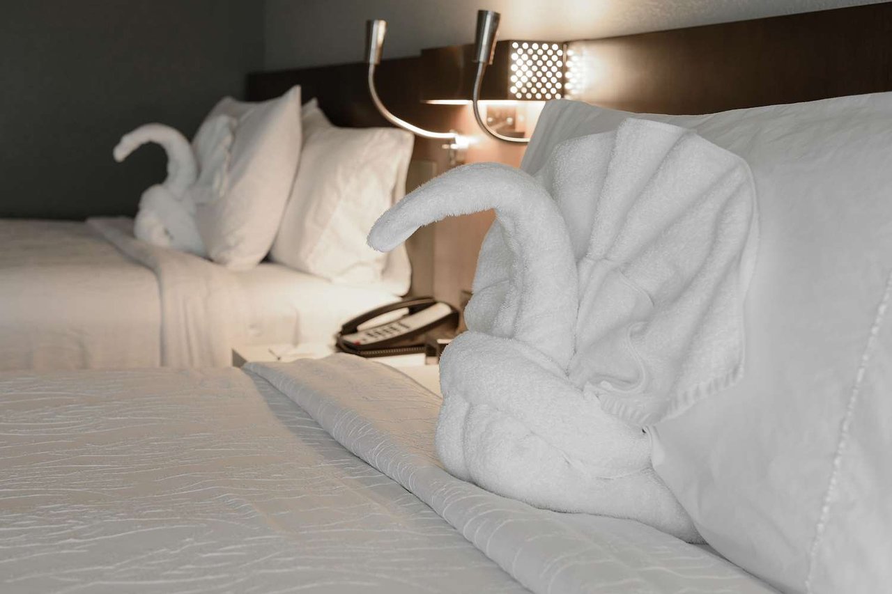 guest-room17