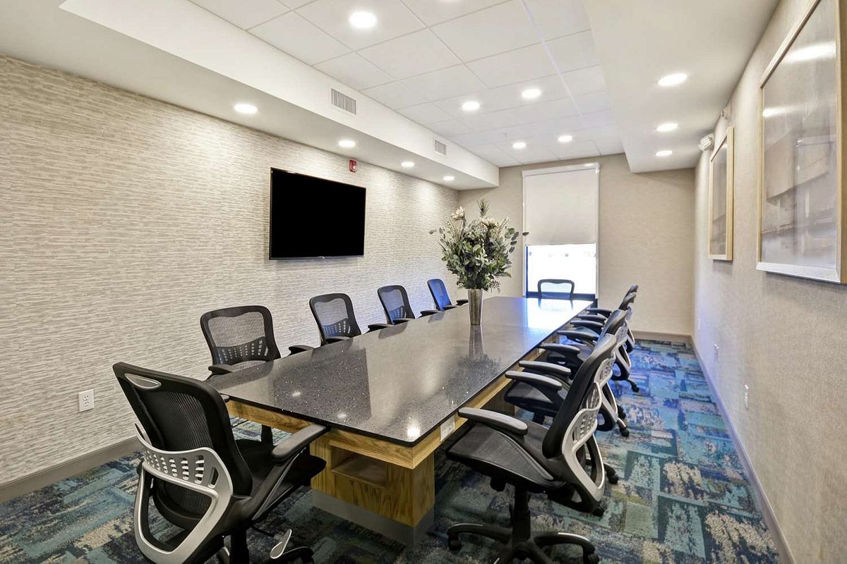 meeting-room (1)