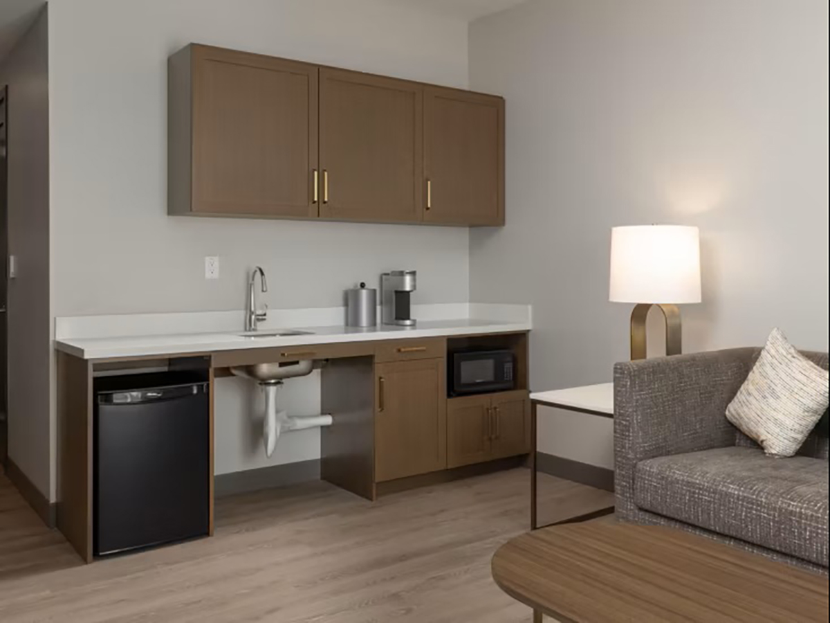 holiday-inn-hotel-and-suites-monterey-park-9824571697-4x3