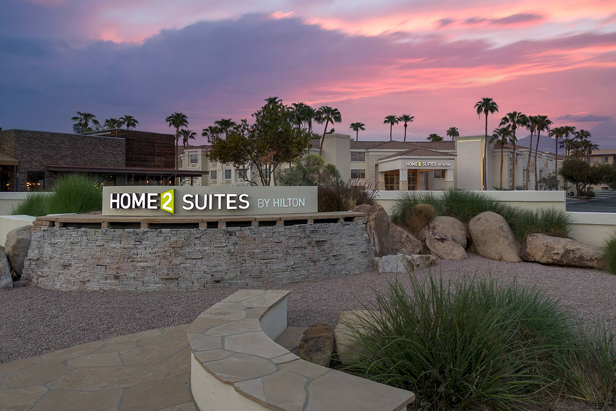 phxdbht-az-scottsdale-hm2-streetview-signage