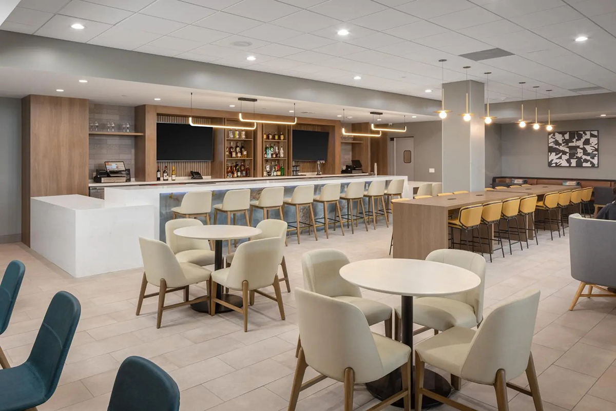 eae567028367114b311540db726d5290-holiday-inn-suites-monterey-park-los-angeles