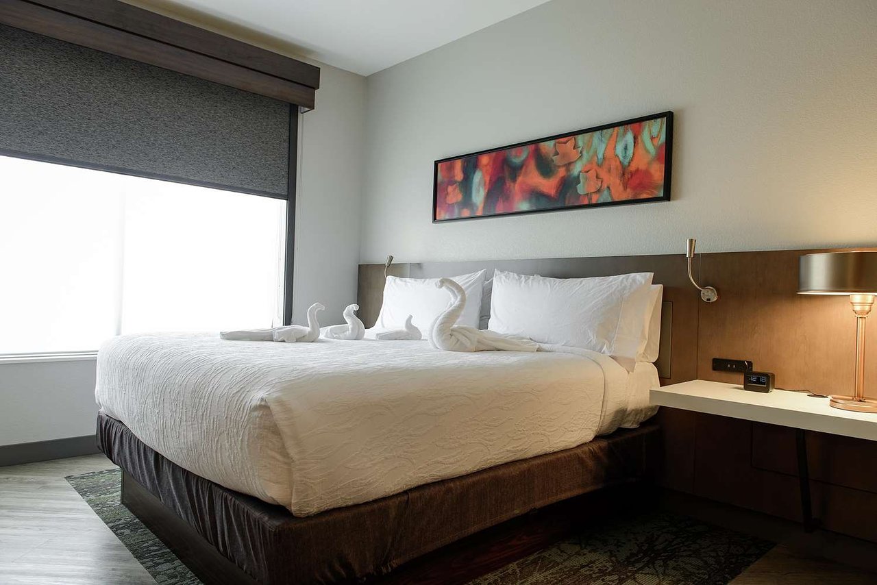 guest-room13