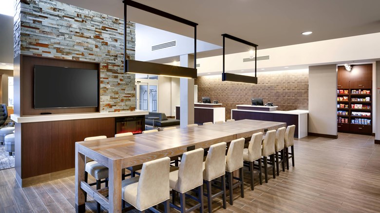 ri-neuhaus-communal-table-0002-hor-clsc_O